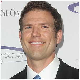 Dr Travis Stork